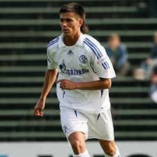 Recent rotowire articles featuring danny latza. Danny Latza Knappenschmiede Schalke 04