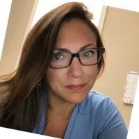 Rebecca Kessler's Instagram, Twitter & Facebook