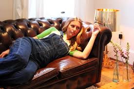 Weitere ideen zu latzhose, hosen, jeans overall. Girls Wearing Tight Jeans And Denim Overalls Home Facebook