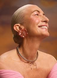 Laura Rouleau's Instagram, Twitter & Facebook