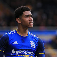 Jude bellingham, 17, ingiltere borussia dortmund, 2020'den beri merkez orta saha piyasa değeri: Man Utd Receive Jude Bellingham Transfer Boost As Dortmund Put Business On Ice Mirror Online