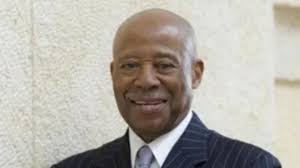 Bernard Watson's Instagram, Twitter & Facebook