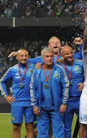 '''didier claude deschamps''' (born 15 october 1968) is a french former professional footballer who has been manager of the france national team since 2012. Didier Deschamps Wikiwand