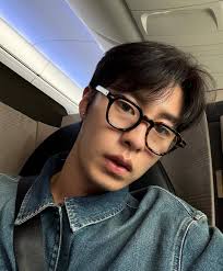 jae wook ig update ⊹˚. ౨ৎ ع सत NOQIAI ЯЯОНЕЗИи EENUN MAONA