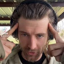 Kevin Morel's Instagram, Twitter & Facebook