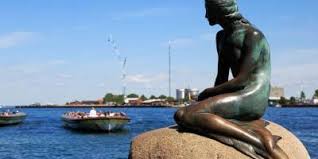 Wer das wahre kopenhagen bei einer städtereise kennenlernen möchte, sollte auch einen besuch der stadtteile pisserenden und nørrebro in die reiseplanung aufnehmen. Die 12 Besten Sehenswurdigkeiten In Kopenhagen Die Ihr Sehen Musst