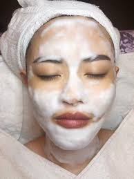 3⃣秒钟转换3⃣0⃣层的氧气泡让你的肌肤永远不缺氧‼️ 🍀**Étre Diva Oxygen Bubble Mask**🍀  只需3分钟还你白嫩嫩水当当的娇嫩肌肤💕 1⃣ · 延缓皮肤的老化，加速表皮细胞修复