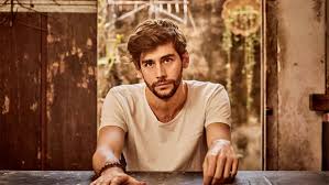The song was written by soler, ali zuckowski, jakke erixson, rabitt and simon triebel. Lyrics Der Neuen Alvaro Soler Single Vorab Auf Babbel W V