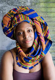 Ekuas Silk Kente Cloth From The Fanti Tribe Of Ghana I Like How Head Wrap Is Tied In The Shape Of The African Continent Kente Kente Cloth African Fashion