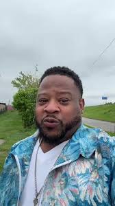 Bring back the love tour this Thursday and Friday Kansas City, go get your  tickets right now at levelle music.com put in the code Love 25 get your  tickets for $45 please share