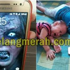 Then lama sikit screen rasa longgar. Anak Tak Boleh Tidur Menangis Ketakutan Ibu Letak Gambar Hantu Di Telefon Menyesal Seumur Hidup
