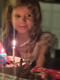 ❤️11 år❤️] Idag för 11 år sedan var den bästa dagen i mitt liv, för då  föddes vår älskade Knallhatt!❤️🥹 En kreativ tjej med humor och glimten i  ögat. Som är bestämd,