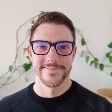 Charlie Capel's Instagram, Twitter & Facebook