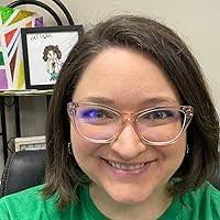 Maggie Mccray's Instagram, Twitter & Facebook