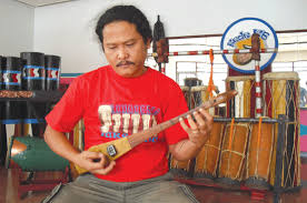 Pemain alat musik ini dinamakan penarune. Mendalami Instrumen Tradisi Menjual Ke Luar Negeri Medanbisnisdaily Com