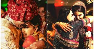 No Matter How Old You Grow Leaving Your Parents Is Always An Emotional Moment Bidai Emotiona Indian Wedding Photography Wedding Photoshoot Indian Wedding