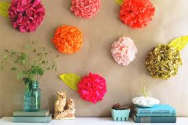 Giant paper flower wall décor. Cheerful Wall Decor Ideas With Paper Flowers