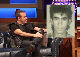 Kurduğu ve başkanlığını yürüttüğü ahbap derneği ile sık sık gündem olan haluk levent, şimdi ise sosyal medya hesabında paylaştığı gençlik fotoğrafıyla çok konuşuldu. Haluk Leventin Hicbir Yerde Yayinlanmayan Fotograflari Eser Yenenler Show