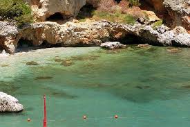 Zu etwa drei vierteln liegt er in der provinz l'aquila in den abruzzen, das verbleibende viertel verteilt sich auf die provinzen frosinone in latium und isernia in molise. Cilento Nationalpark Ferien In Castellabate An Der Cilentokuste