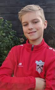 REDACTIONEEL PANNAVELD KAMPIOENEN HANS KOK GAMBIA LENN ESSEN