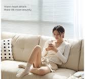 Furnitur Ruang Tamu Sofa Beludru Warna Krem Dengan Kaki Kayu ...