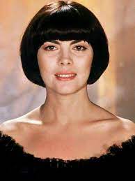 All drawings, photos/media/videos belong to the photographers and. Mireille Mathieu Beautiful Haircuts Short Hair Styles Short Wedge Hairstyles