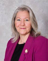 Belle Owens's Instagram, Twitter & Facebook