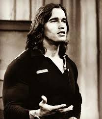 Arnold With Long Hair Looking Absolutely Like Jesus Christd Ronnie Coleman Bodybuilding Fitness Body