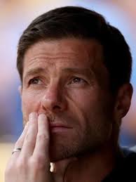 Sorpresa: Real Madrid falló un penal sobre el final y Al Hilal amargó el  debut de Xabi Alonso