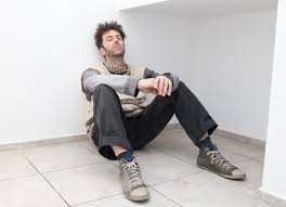 Según trascendió, el personal de la comisaría vecinal 6 a de la policía de la ciudad observó esta tarde caer a una persona inconsciente sobre la avenida díaz. Palo Pandolfo Murio A Los 56 Anos Silencio