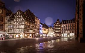 Esta ciudad en la región alsacia ofrece vinos de fama mundial, fina arquitectura, bellos parques y una floreciente. Que Ver En Estrasburgo 25 Cosas Que Hacer Y Visitar Francia 2021