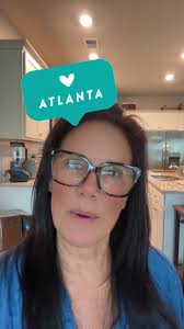 Candi Thomas (@iamshopgirl)