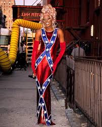 вонгу фу с благодарностью за всё джули ньюмар смотреть онлайн Rupaul Mocks His Worst Oufits Ever Rupaul To Wong Foo Flag Dress