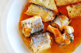 Anguilla anguilla linnaeus 1758, conosciuta come anguilla o anguilla europea, è un pesce teleosteo della famiglia anguillidae. Ricette Con Anguilla E Capitone La Cucina Italiana