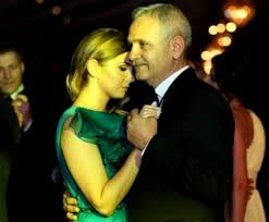 A cam realizat ca e terminat politic, ca e o nulitate lipsita de carisma. Ce ViaÈ›Äƒ BunÄƒ Are Dragnea In PuÈ™cÄƒrie MÄƒnancÄƒ Doar Ce I Aduce Aia MicÄƒ La Pachet Click Mobile