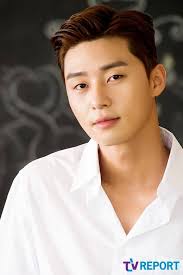 In addition to speaking korean as his native language, this actor also has an intermediate level in the spanish language, although he admits that he can understand it better than he speaks it. Park Seo Joon Gets Very Awkward Around Girls Here S Why Koreaboo