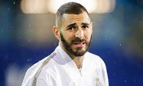 No es la primera vez que benzema, de 29 años, se muestra crítico con deschamps, a quien acusó de haber sucumbido a los instintos racistas de francia. Por Que Karim Benzema No Regresa A La Seleccion Francesa
