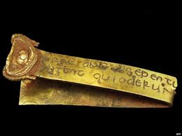 Prueba tu detector de metales en algunos metales de uso doméstico. Historico Hallazgo De Tesoro Anglosajon Bbc News Mundo