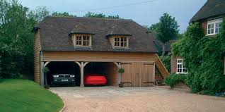 Oak Garage With Room Above Garagenhaus Garage Aus Holz Hauswand