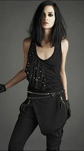 Pin By Tasia Fabulous On S T Y L E Black Hair White Skin Long Straight Black Hair Jet Black Hair