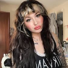 HayleyWilliams announced "EGO NITE," a fan event in the Ego Death At A  Bachelorette listening party format, which will take place in different  cities around the world 💫