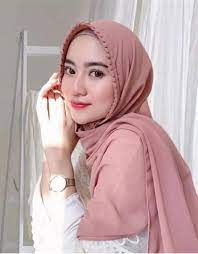 Kali ini melrose contohkan bagaimana cara memakai jilbab pashmina instan ya. Hijab Pashmina Lipat Ceruty Baby Doll Jilbab Pashmina Instant Kcb Ceruty Babydoll Kerudung Pashmina Kcb Lipat Kerut Hijab Terbaru Trend Produk Terbaik Termurah Model Terbaru Warna Terlengkap Lazada Indonesia