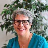 Carol Hirt's Instagram, Twitter & Facebook