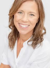 Pursuit 365 Day 157: Danielle Comeau