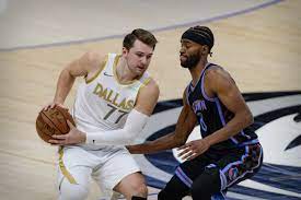 Vince carter scores 26 points to pass larry bird on the nba's career scoring list, and the mavericks defeat the kings on wednesday night. 3 More Observations As The Mavericks Put Up A Pitiful Performance Against The Kings 121 107 Mavs Moneyball