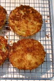 Easy Southern Fried Green Tomatoes Recipe Gritsandpinecones Com Recipe In 2020 Green Tomato Recipes Fried Green Tomatoes Recipe Fried Green Tomatoes Recipe Easy
