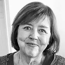 Ellen Bouchard's Instagram, Twitter & Facebook