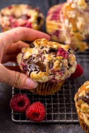 Dark Chocolate Chunk Raspberry Crumb Muffins Baker By Nature Recipe Raspberry Crumble Crumb Muffins Raspberry Muffins