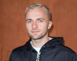 Squeezie Nude – Outrage Over Circulating X Content