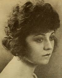 Mary Warren — Stifling the Tears (1918) 🇺🇸